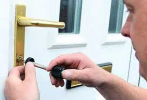 Nashville Star Locksmith Nashville, TN 615-486-3132 - 5a-Locksmiths-Service